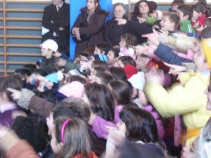 Campagna contro il bullismo in una scuola  elementare di Pizzo